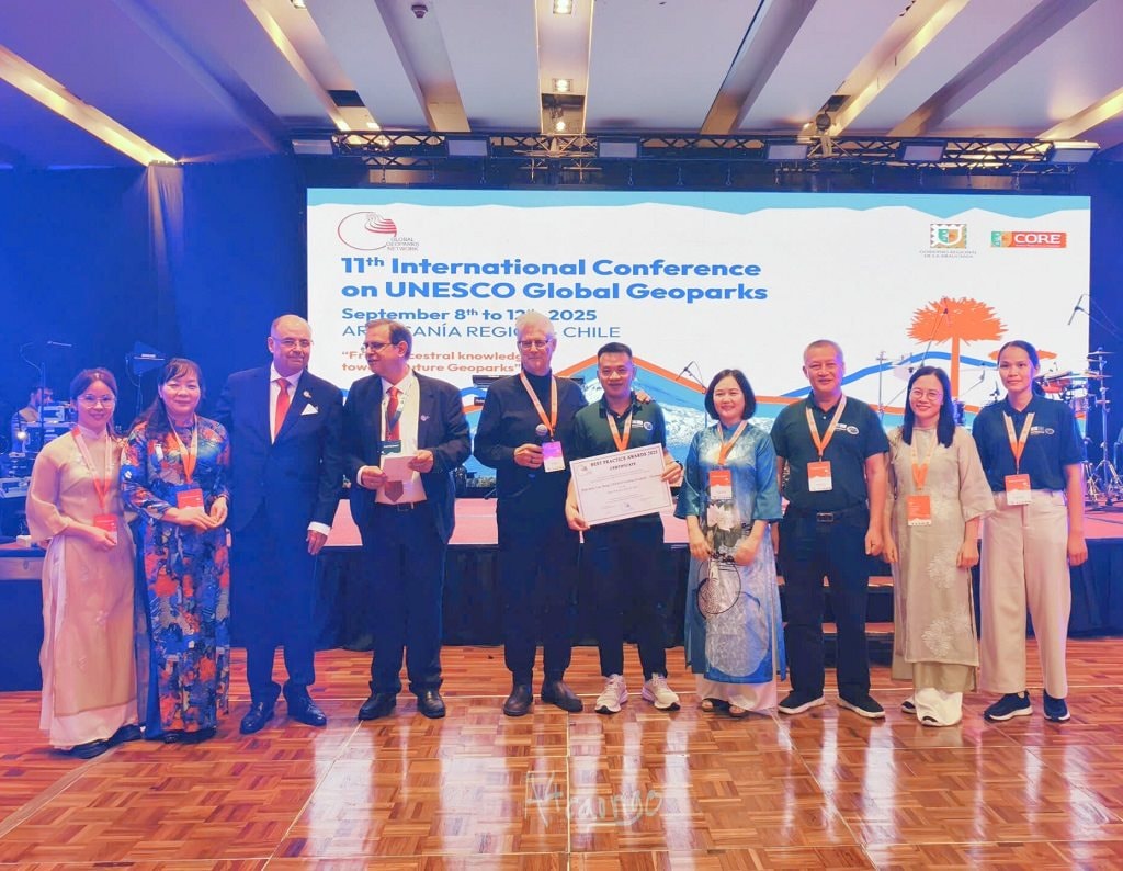 Công viên địa chất Non nước Cao Bằng nhận giải thưởng quốc tế của UNESCO