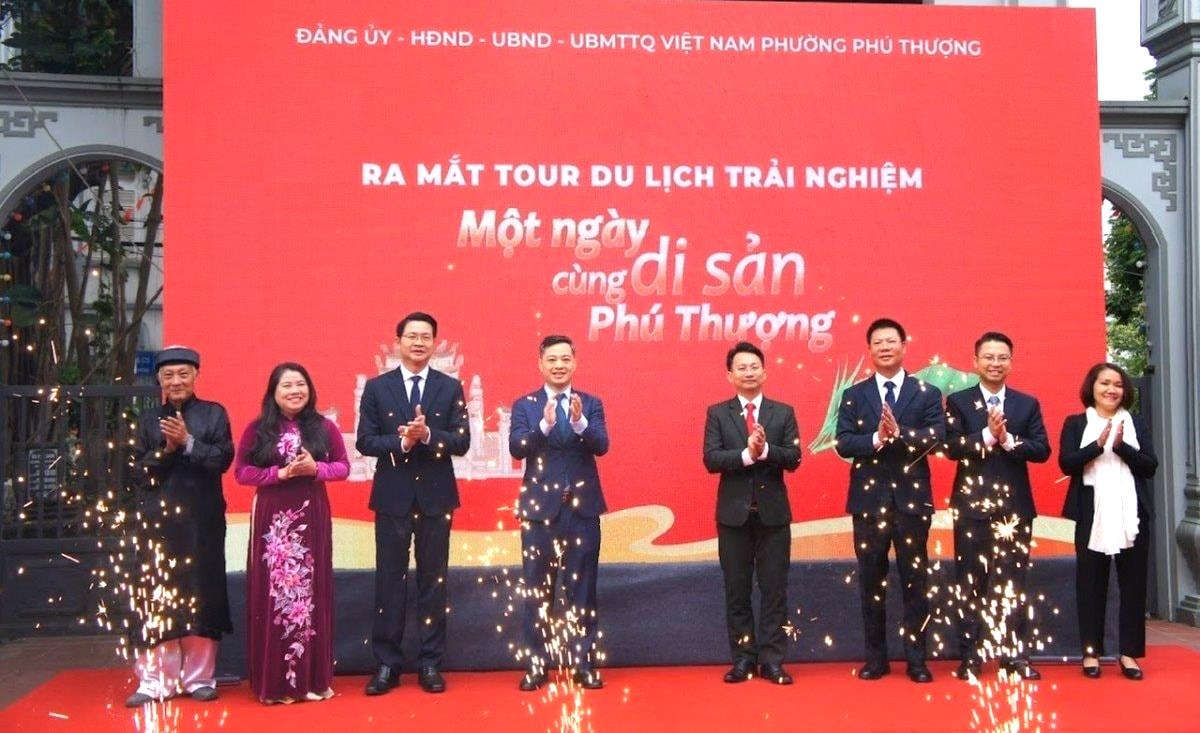 Ra mắt tour du lịch “Một ngày cùng di sản Phú Thượng”