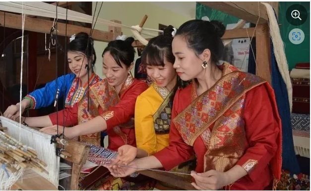 Nghệ thuật trang trí trên trang phục của người Lào ở Điện Biên được công nhận là Di sản văn hóa cấp quốc gia