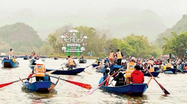 Lễ hội du lịch Chùa Hương năm 2026: Miễn phí hoàn toàn trông giữ xe ô tô, nâng cao chất lượng phục vụ du khách