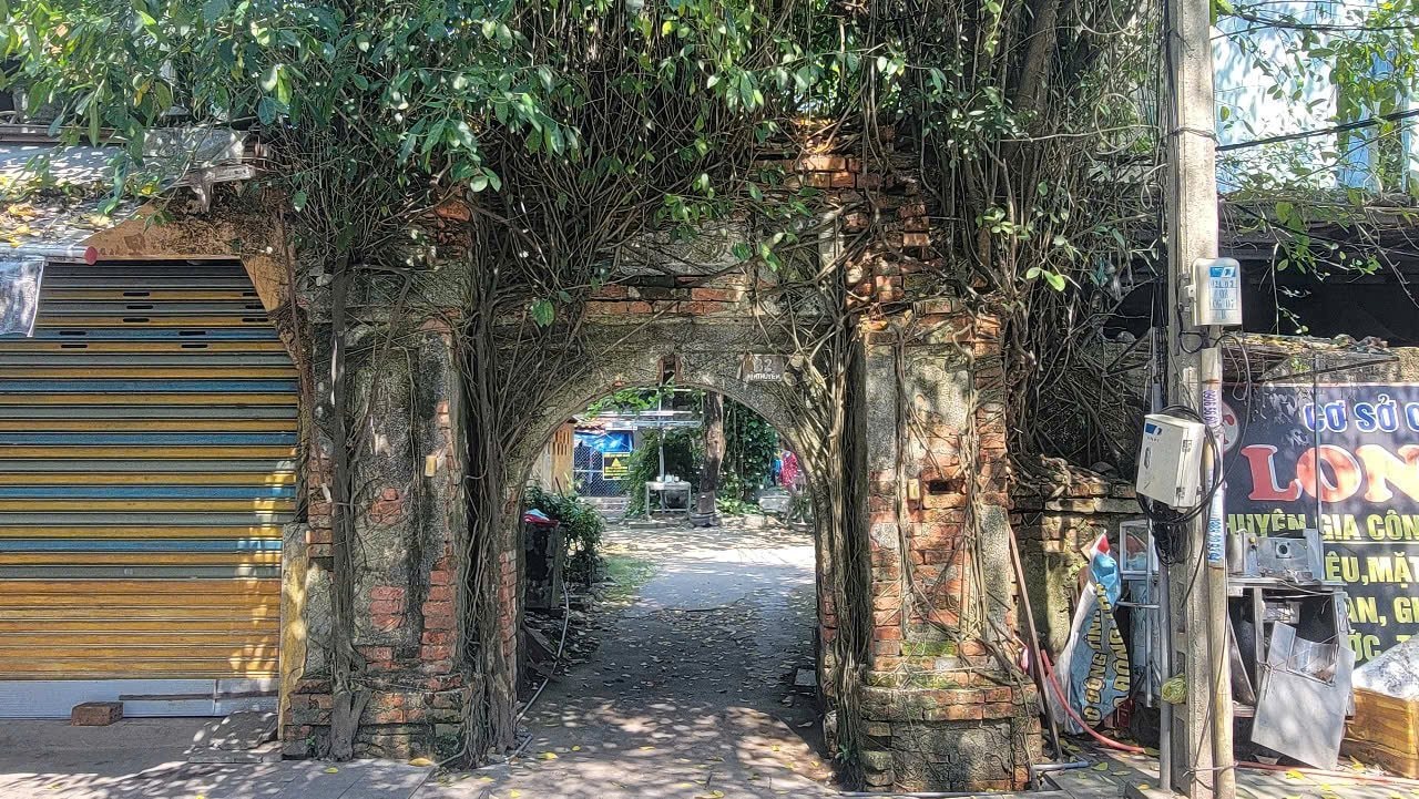  Phát lộ bức họa ở Khâm Thiên Giám triều Nguyễn giống bản đồ với các ký hiệu chữ Việt - Hán – Pháp